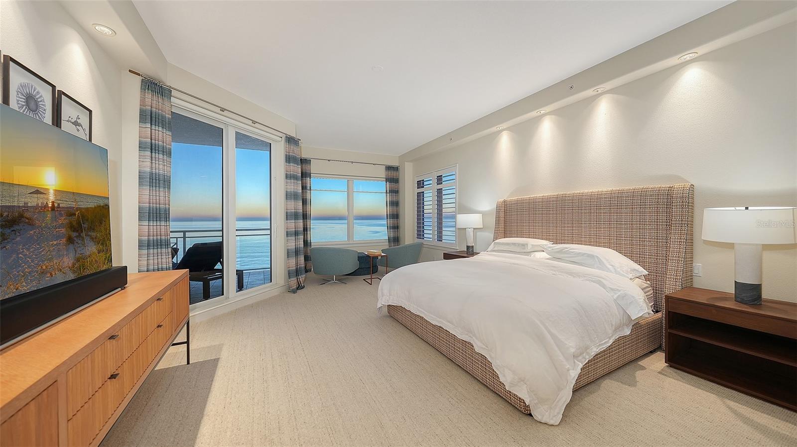 A4672832 Property Photo