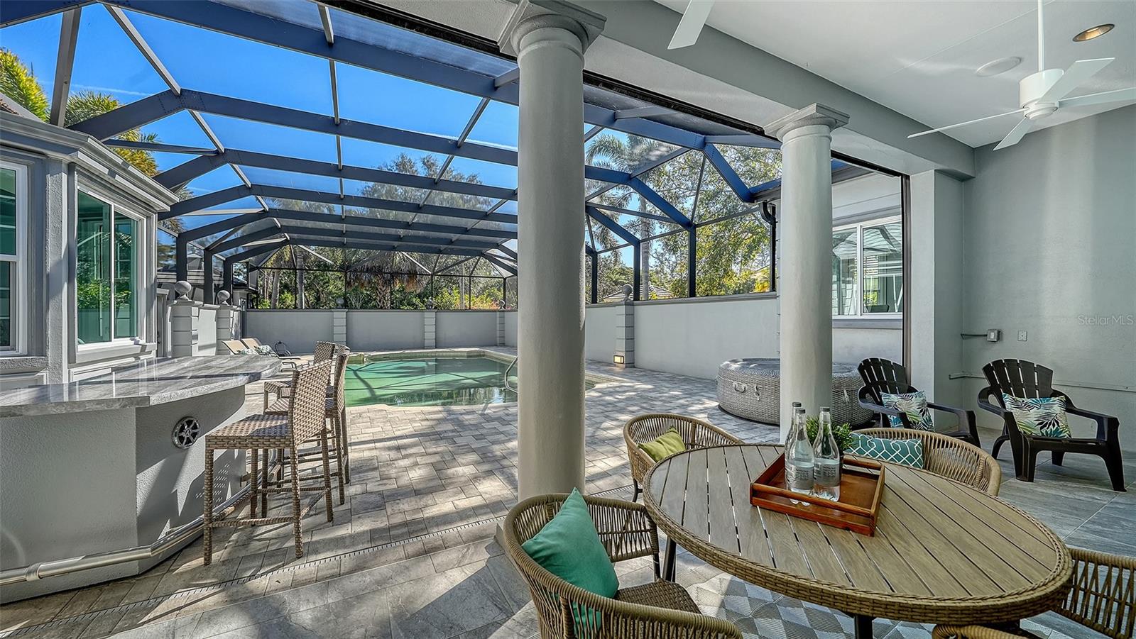 A4672843 Property Photo