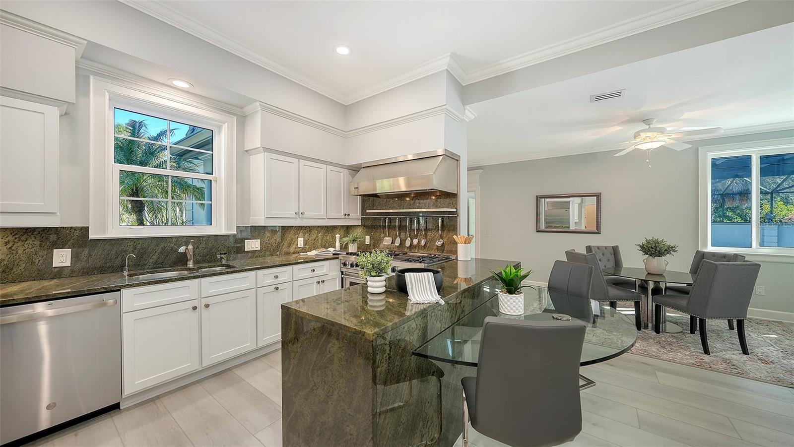 A4672843 Property Photo