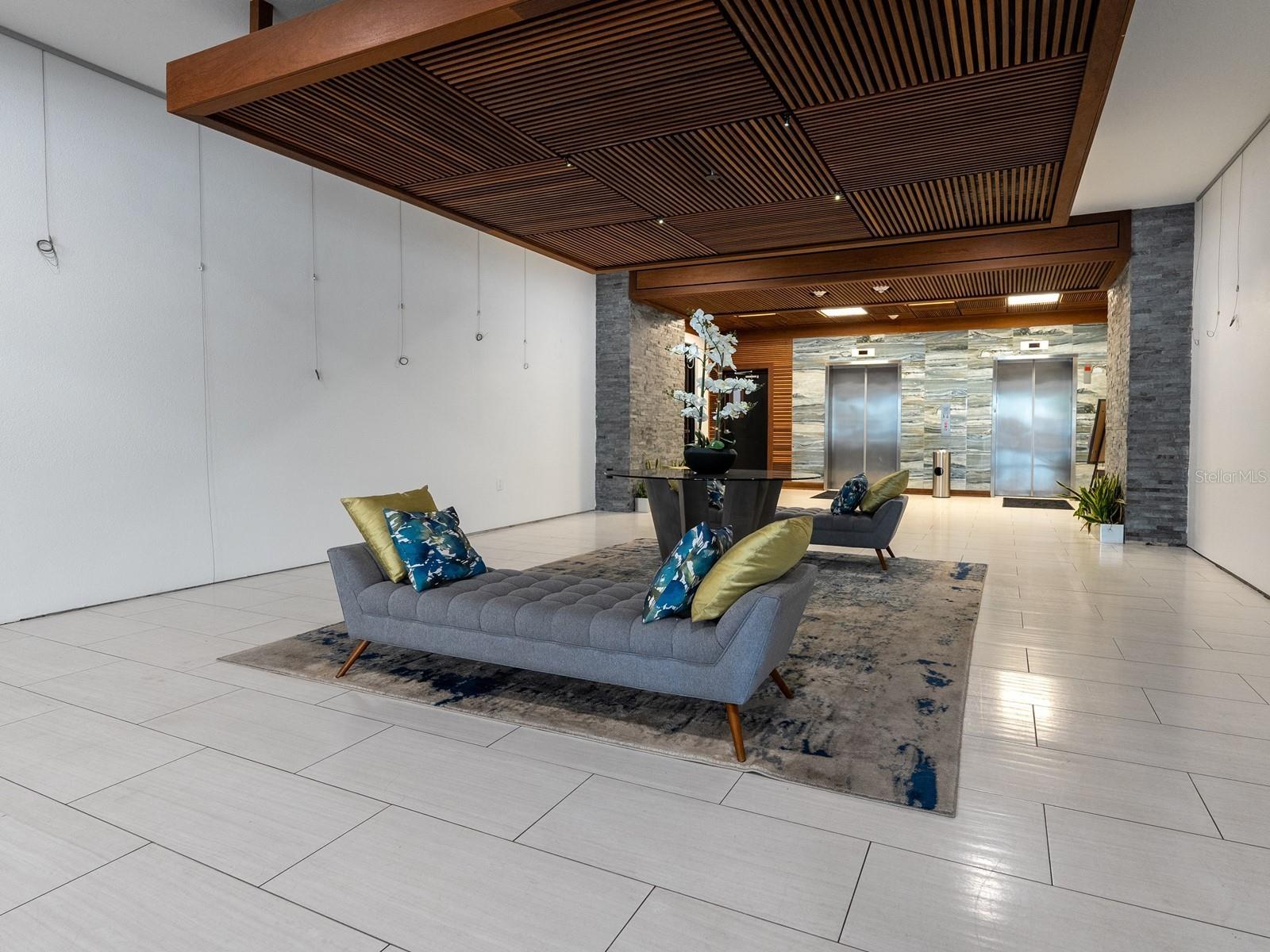 101 S GULFSTREAM AVE #10E, SARASOTA, FL, 34236