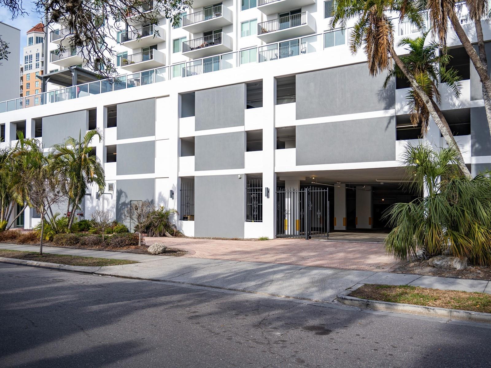 101 S GULFSTREAM AVE #10E, SARASOTA, FL, 34236
