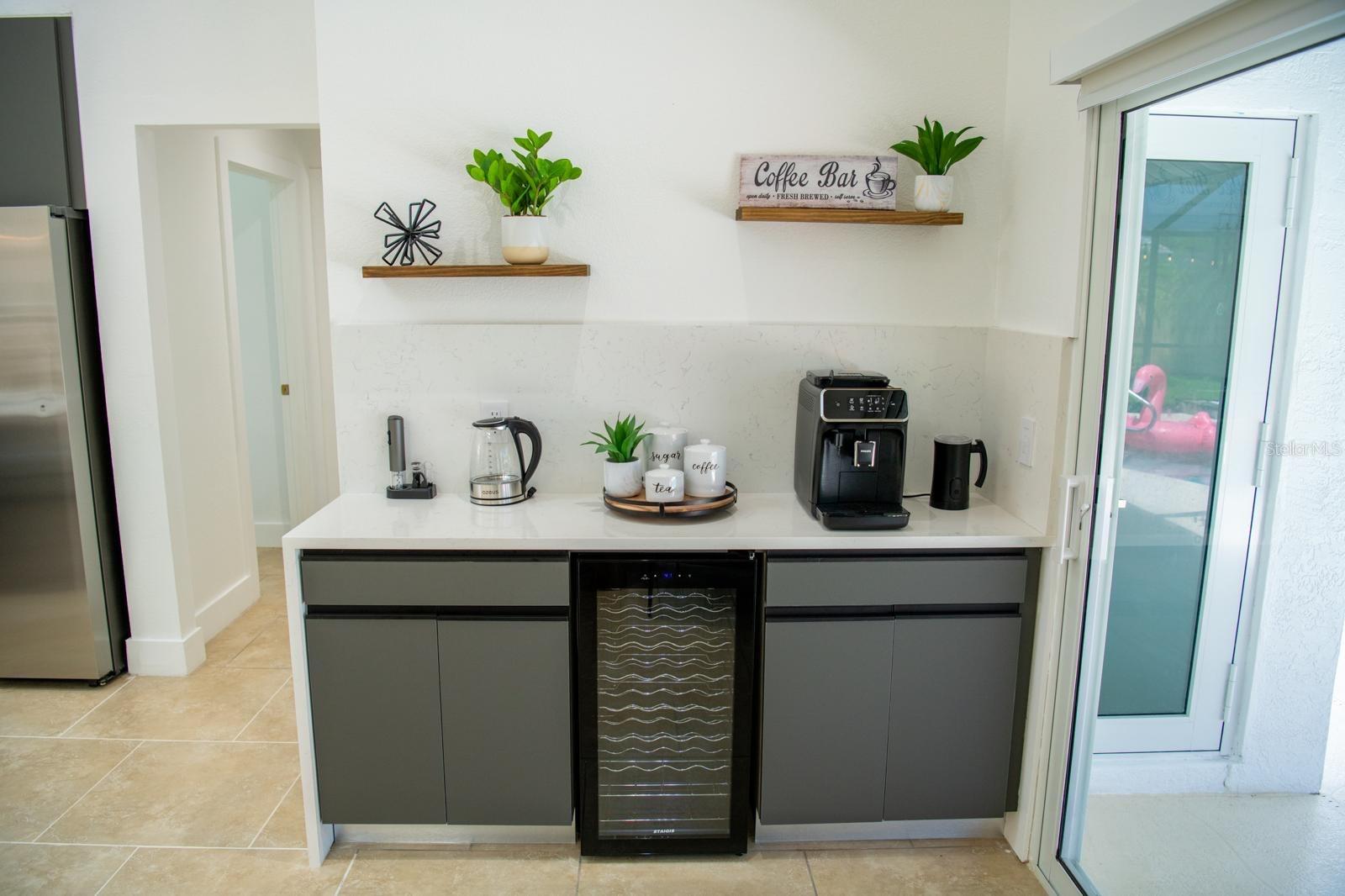 1010 JOYCE CT, VENICE, FL, 34293