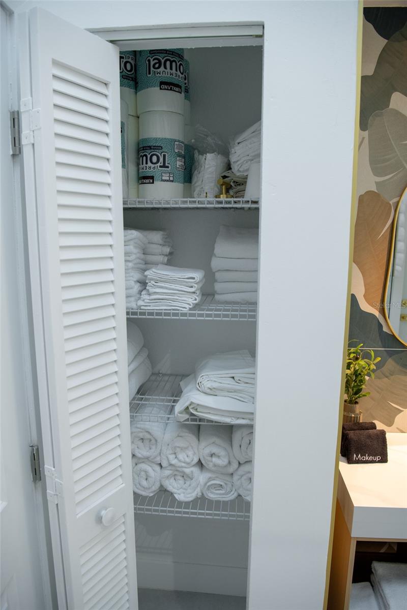 1010 JOYCE CT, VENICE, FL, 34293