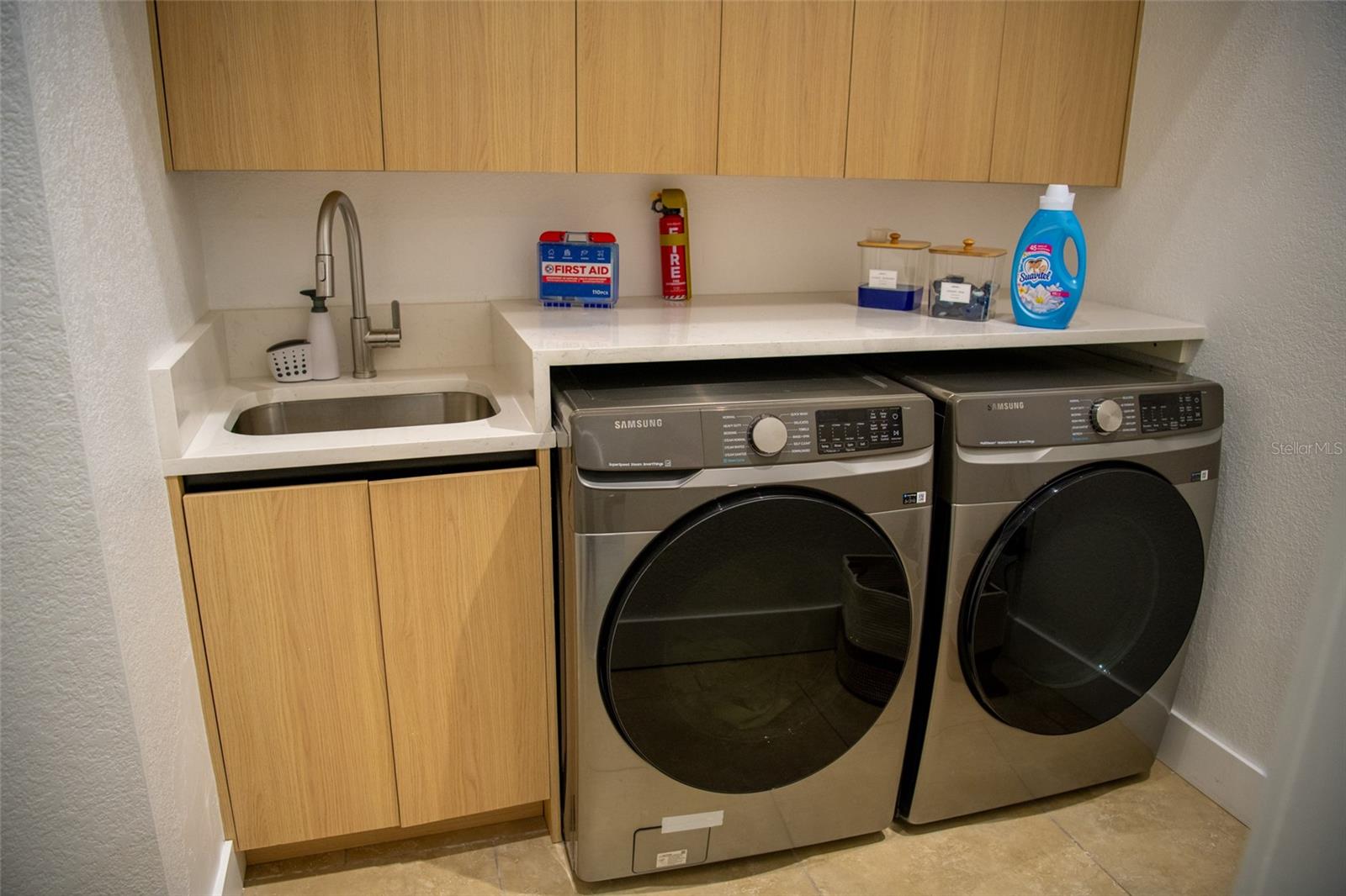 1010 JOYCE CT, VENICE, FL, 34293