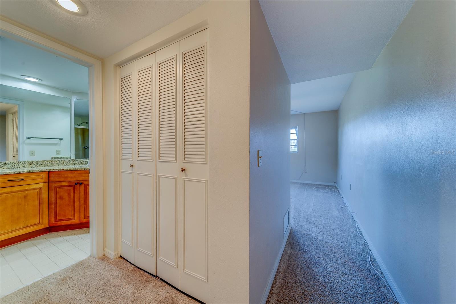 69 COUNTRY CLUB DR, LARGO, FL, 33771