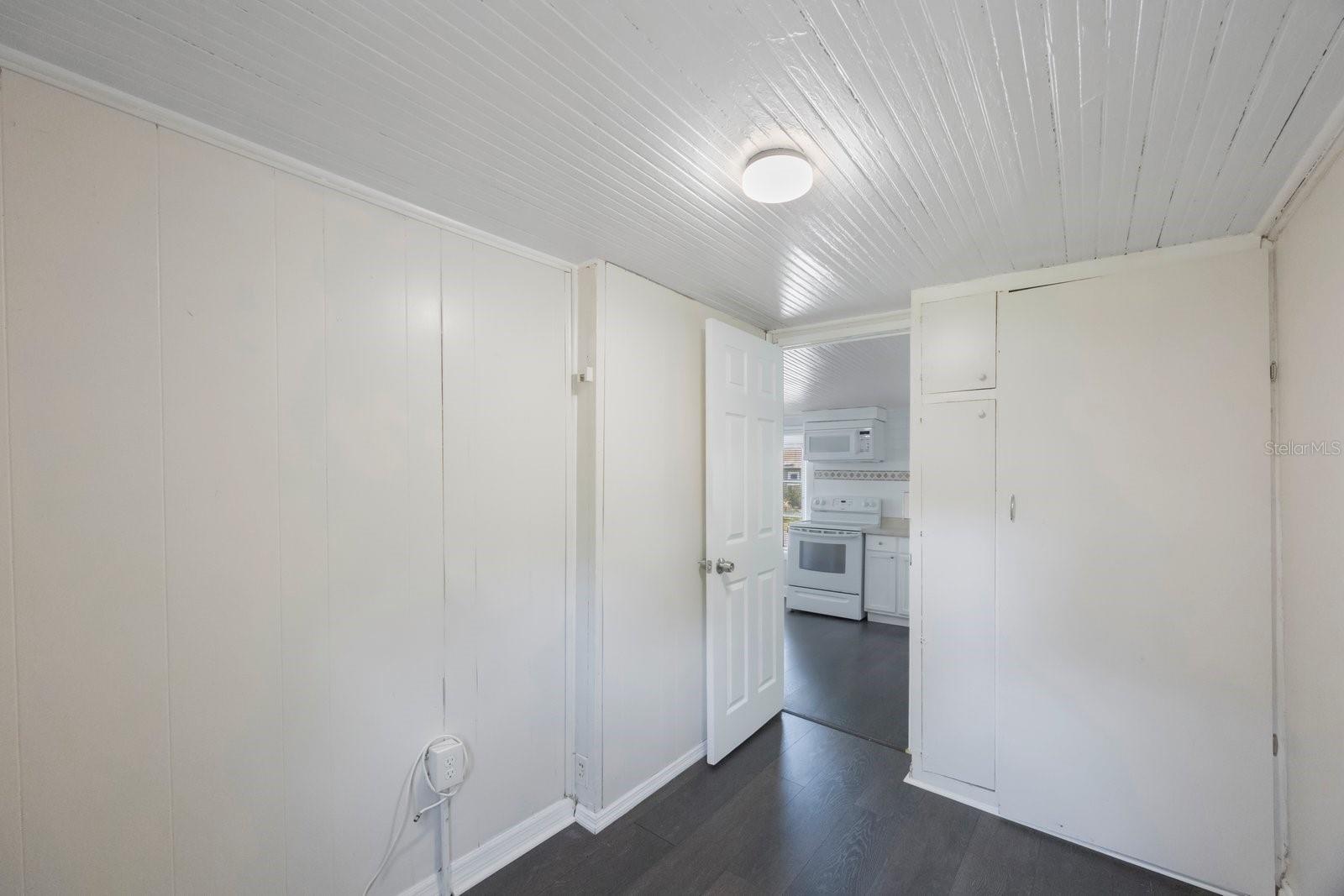 325 41ST ST N, ST PETERSBURG, FL, 33713