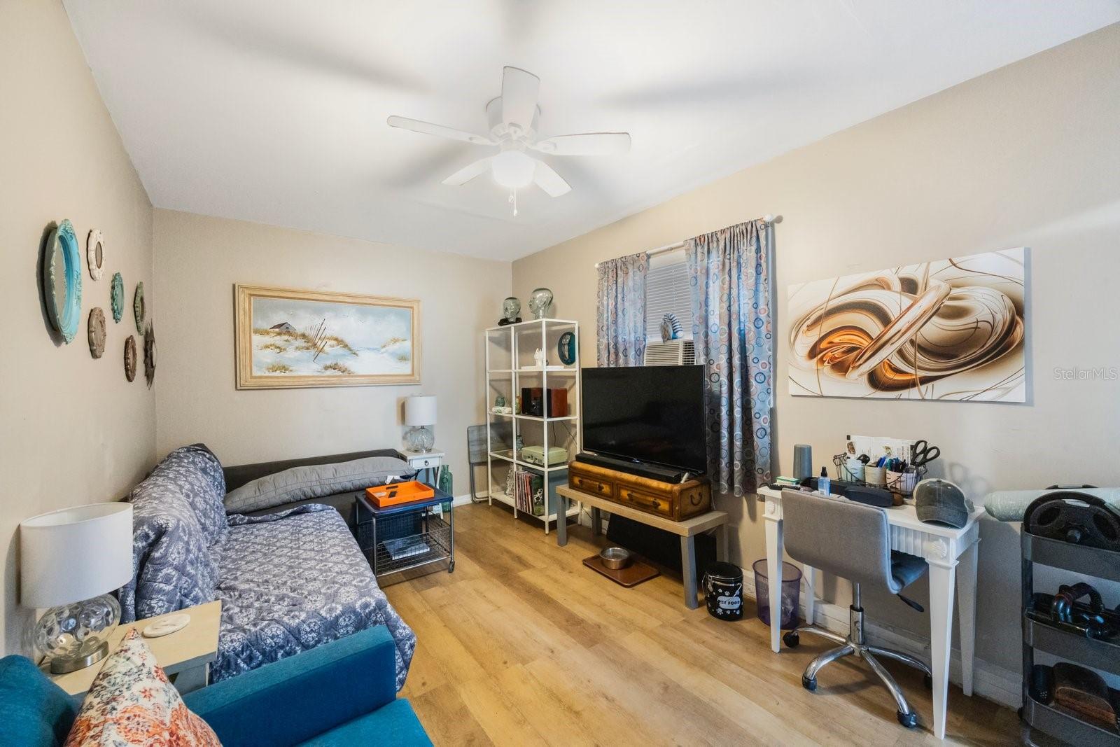 325 41ST ST N, ST PETERSBURG, FL, 33713