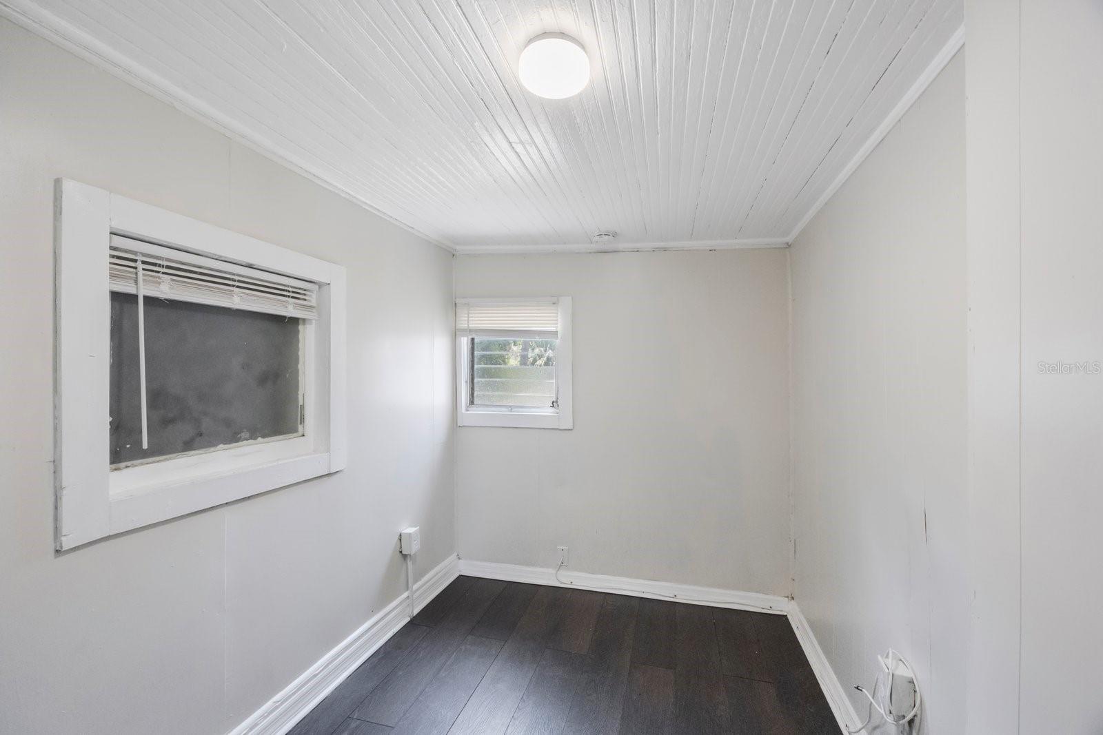 325 41ST ST N, ST PETERSBURG, FL, 33713