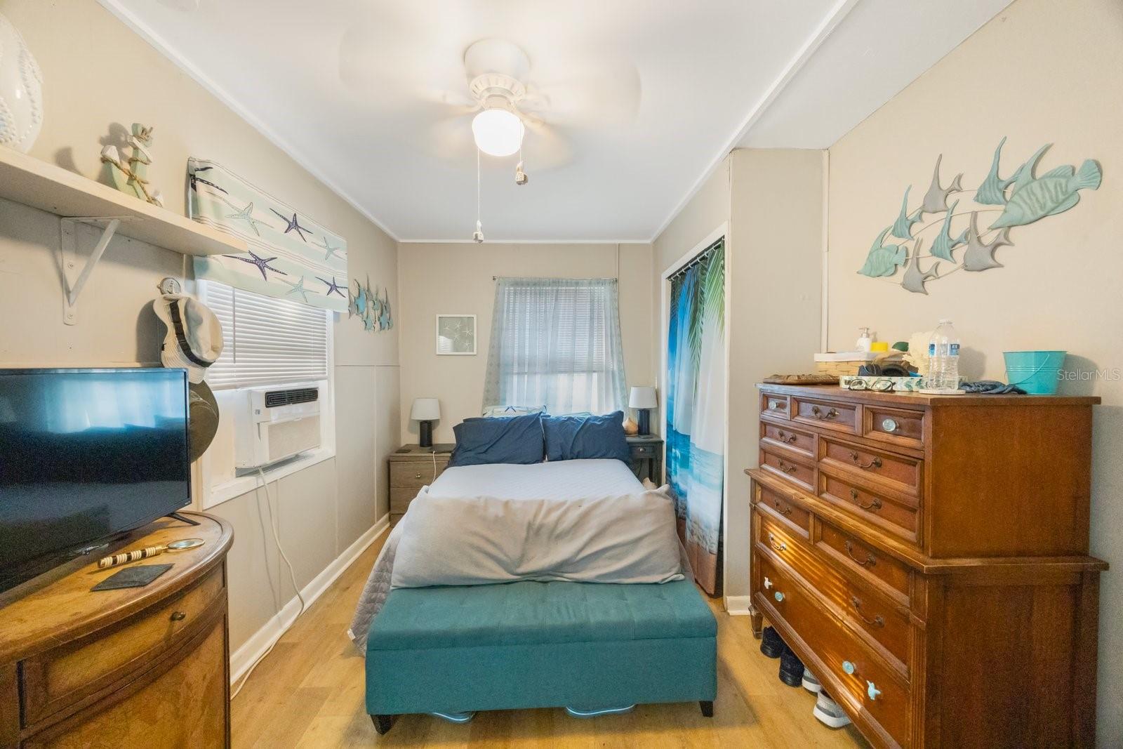 325 41ST ST N, ST PETERSBURG, FL, 33713