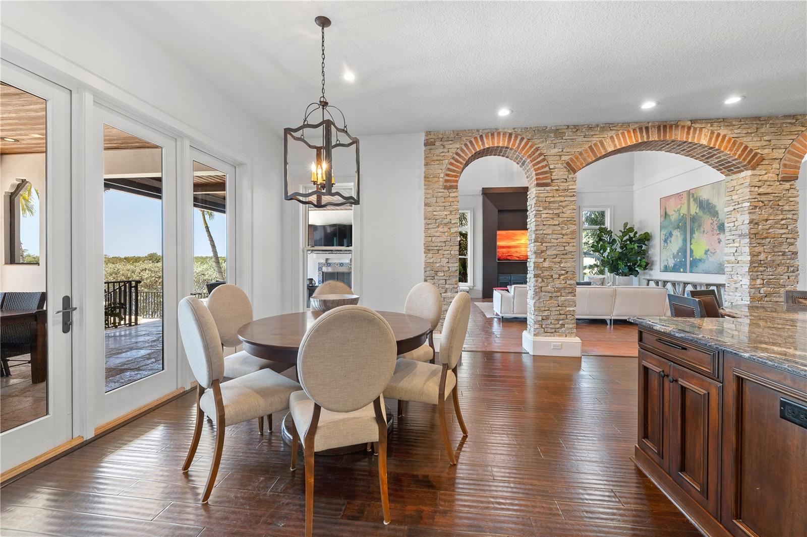 A4672859 Property Photo