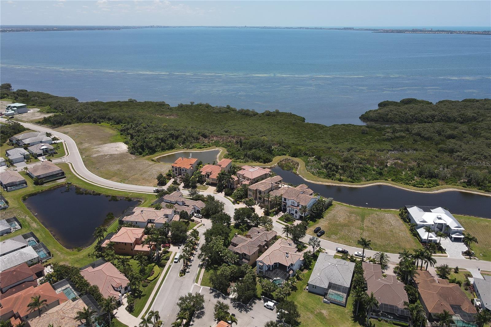 A4672859 Property Photo