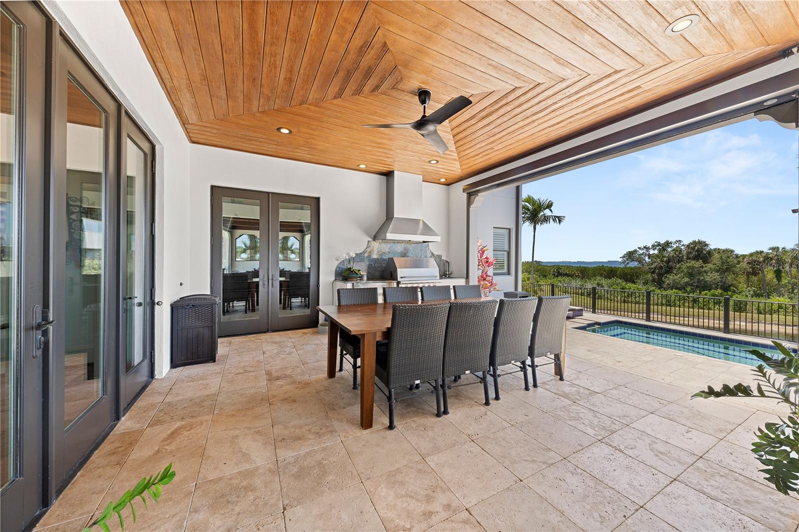 A4672859 Property Photo