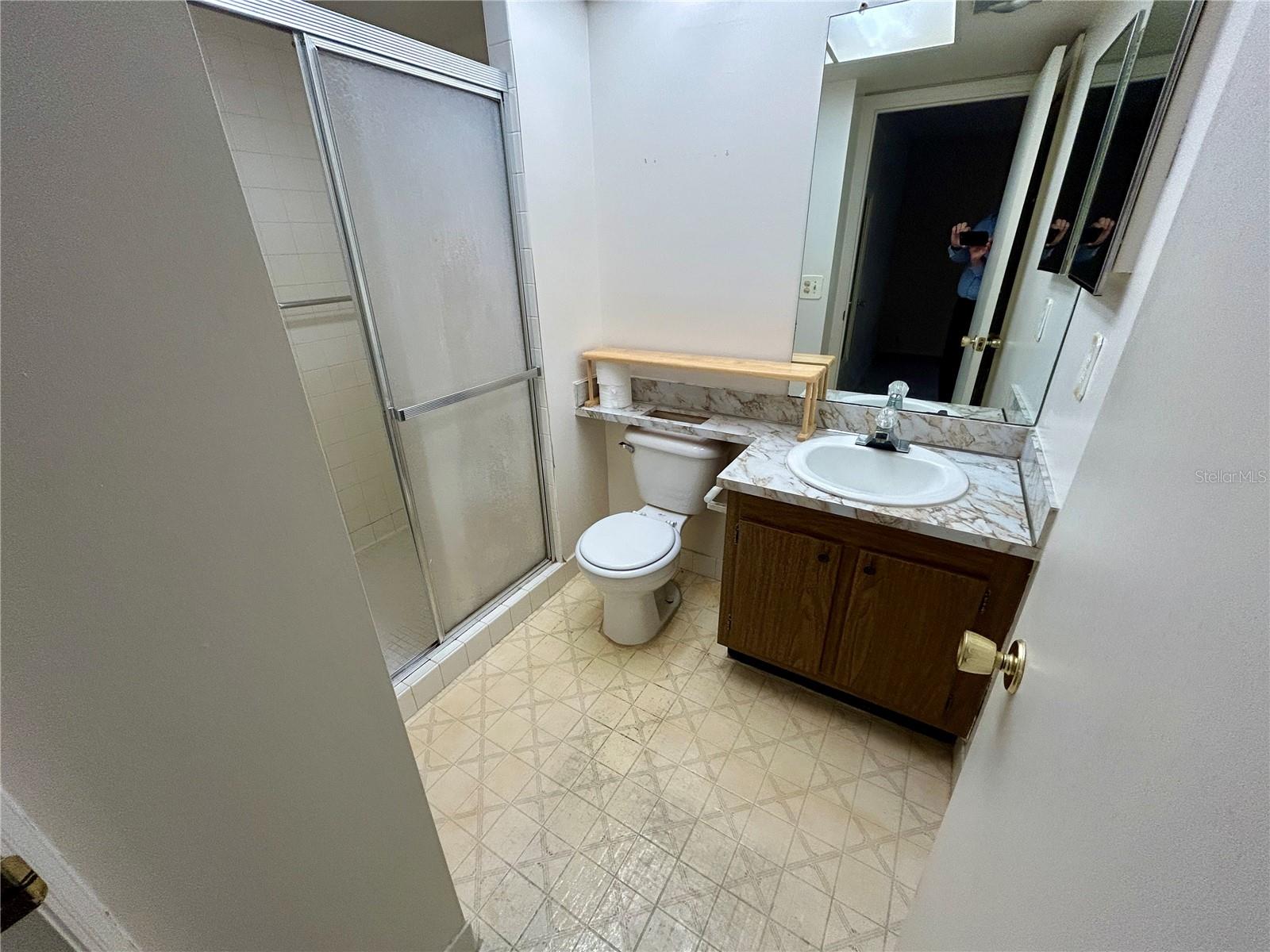 TB8450197 Property Photo