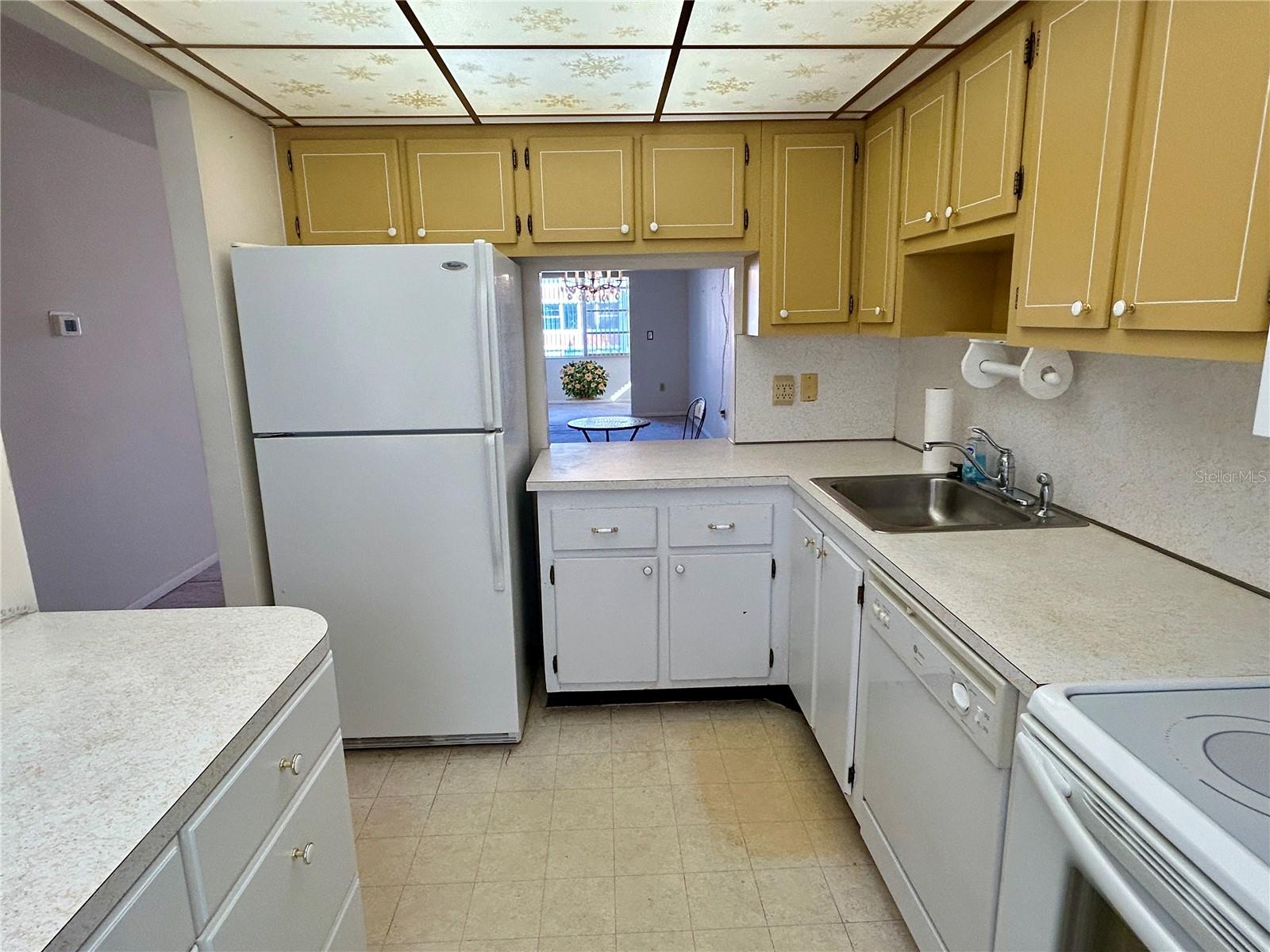 TB8450197 Property Photo