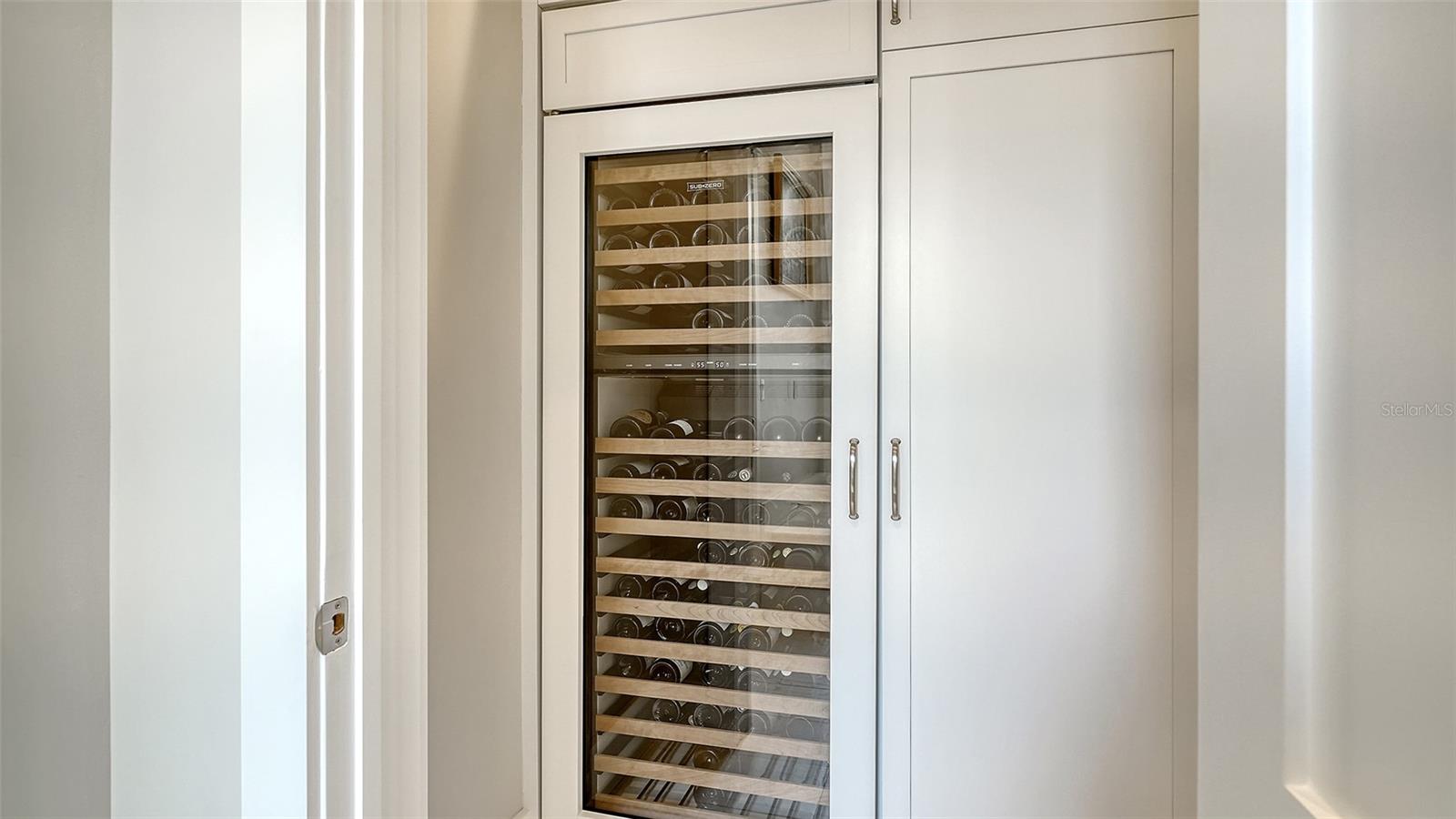 A4672868 Property Photo