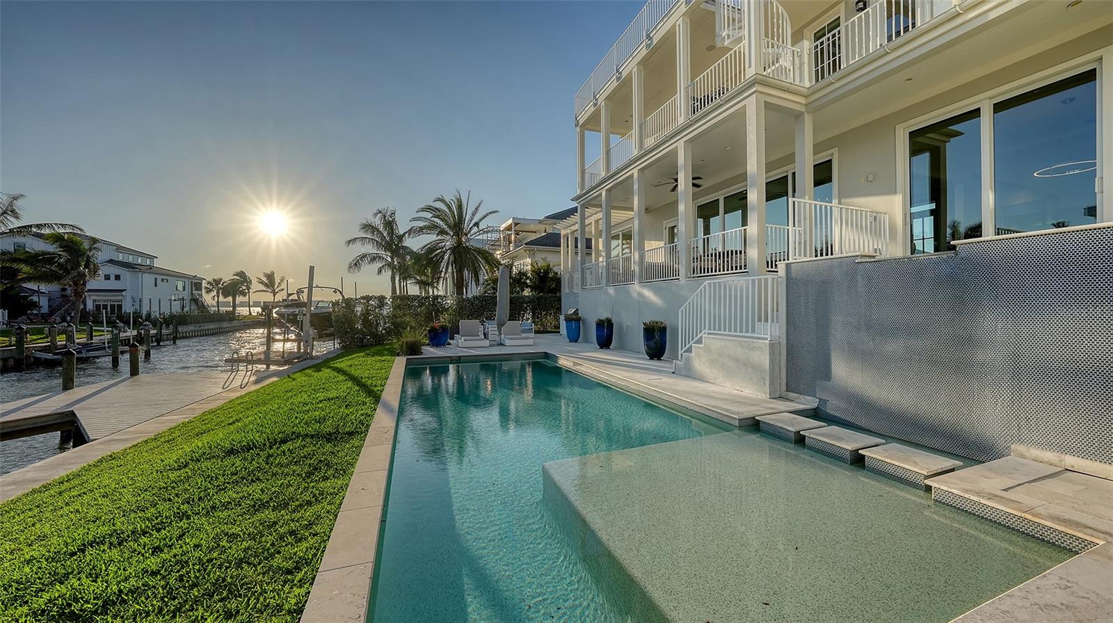 A4672868 Property Photo