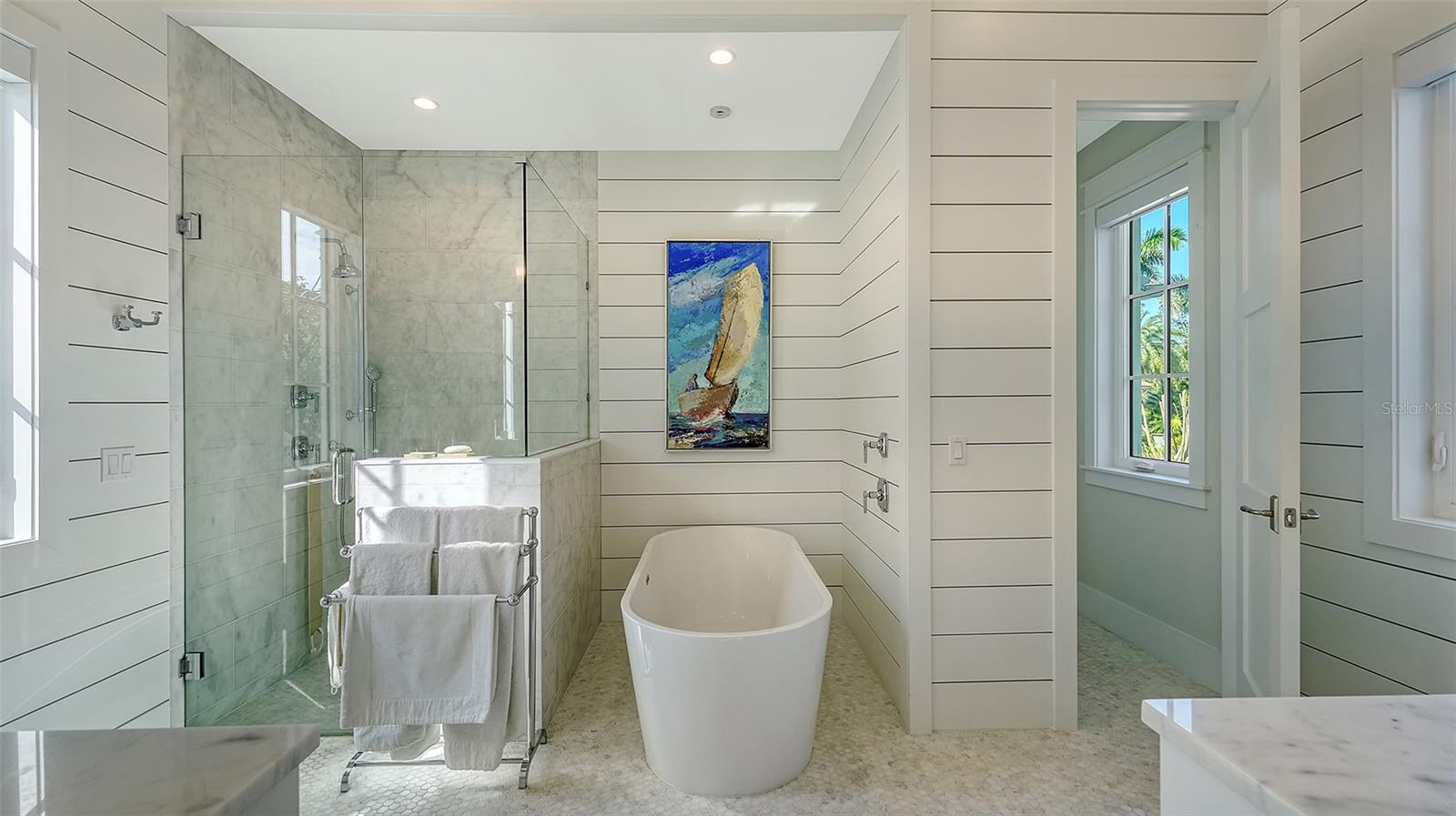 A4672868 Property Photo