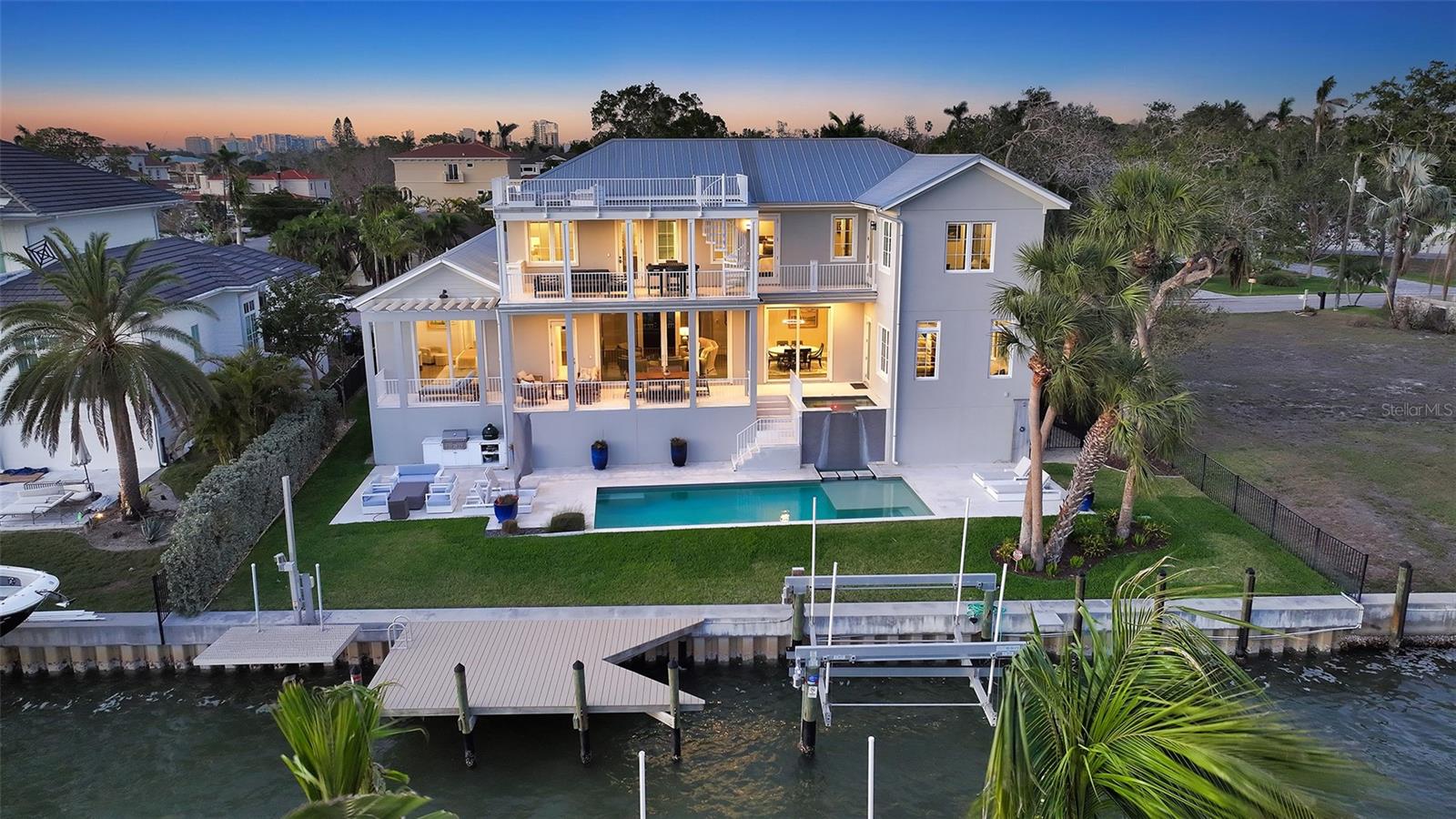 A4672868 Property Photo