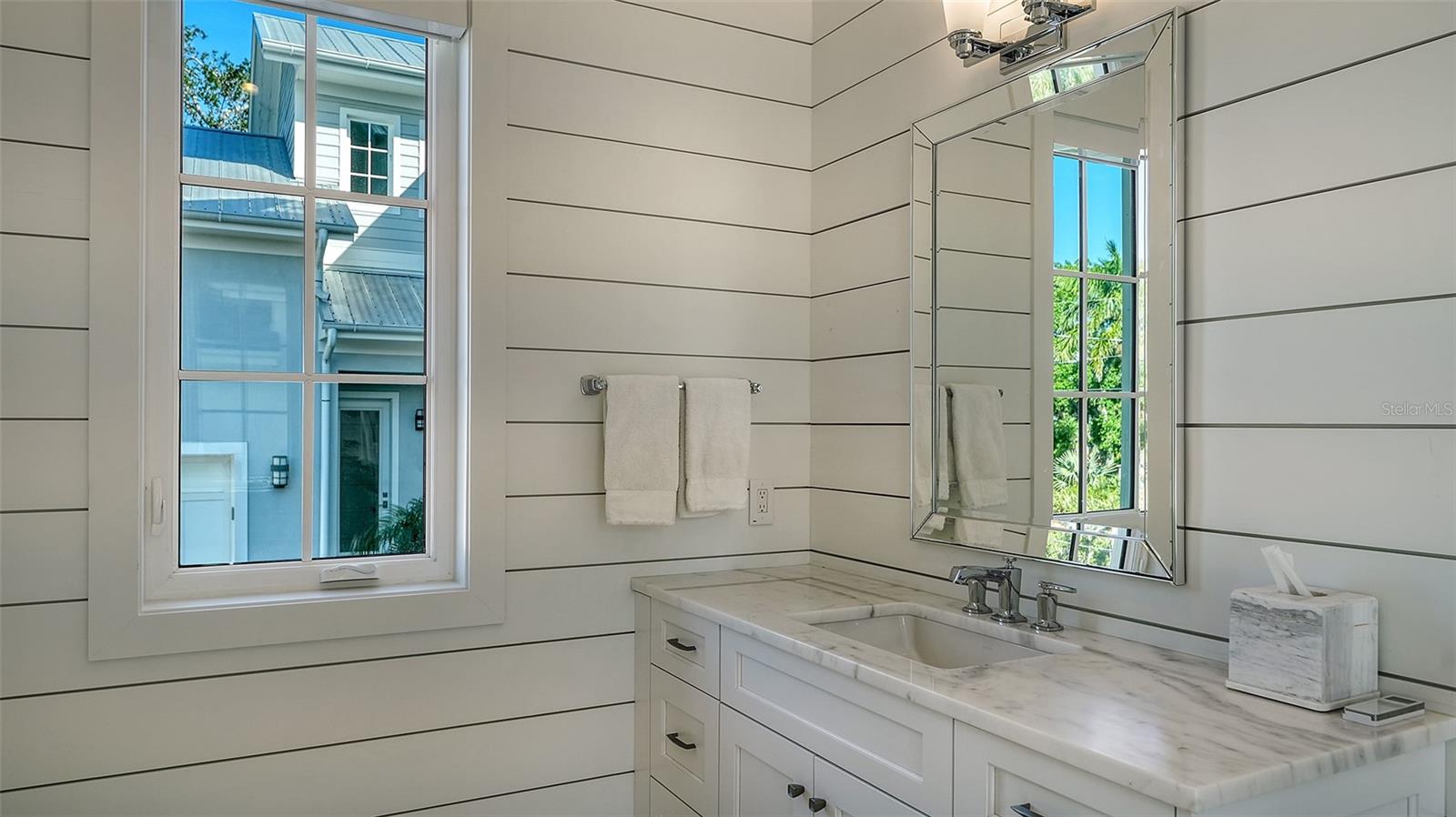 A4672868 Property Photo