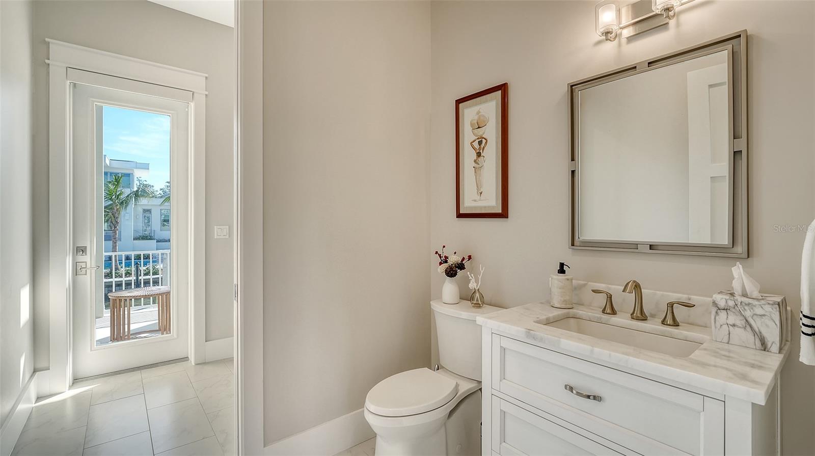 A4672868 Property Photo