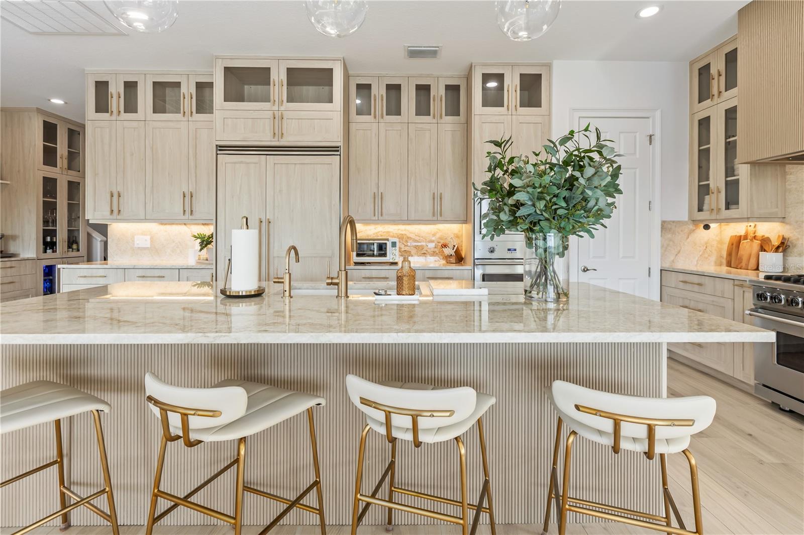 A4672889 Property Photo