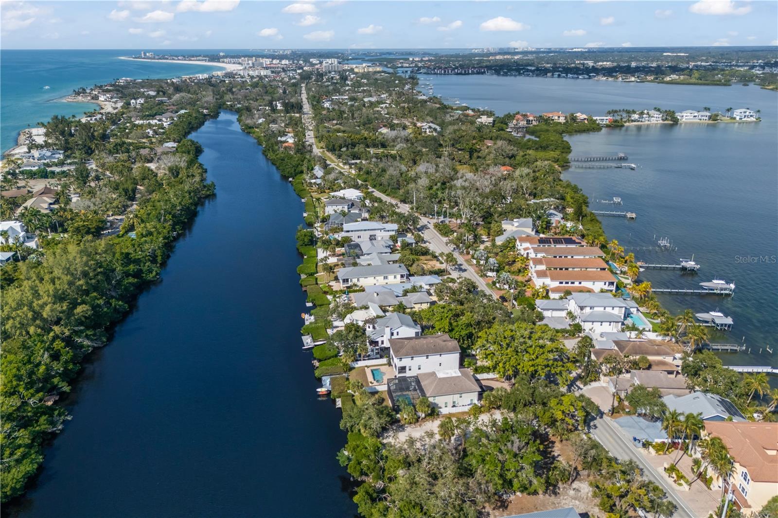 A4672889 Property Photo