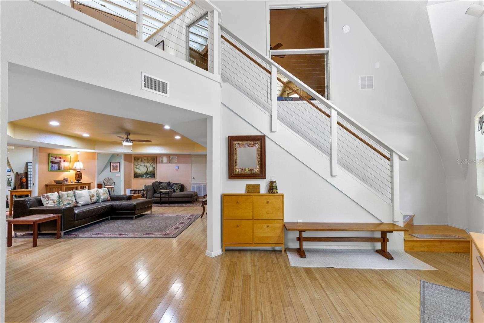 5789 N APOPKA VINELAND RD, ORLANDO, FL, 32818