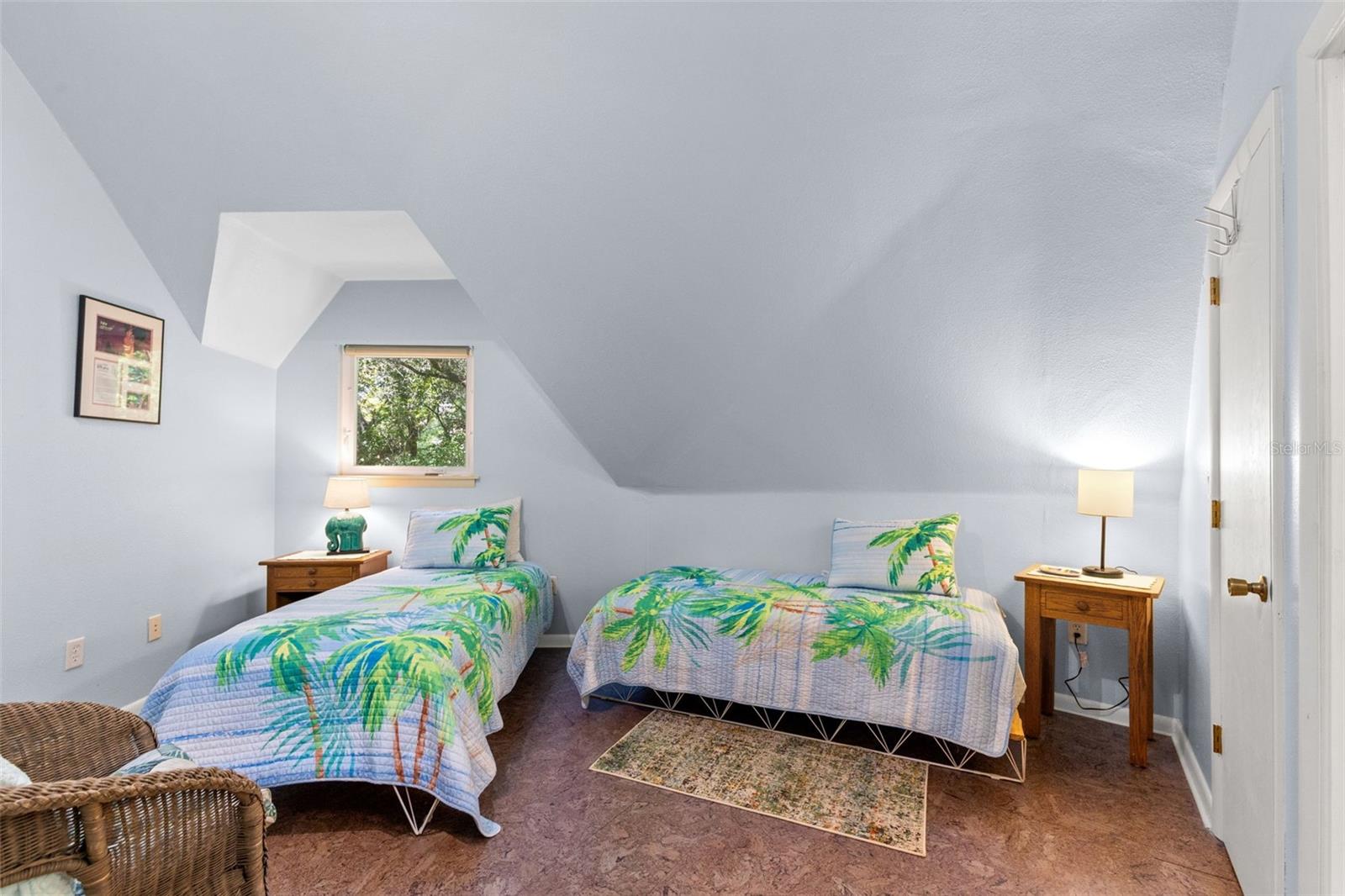 5789 N APOPKA VINELAND RD, ORLANDO, FL, 32818