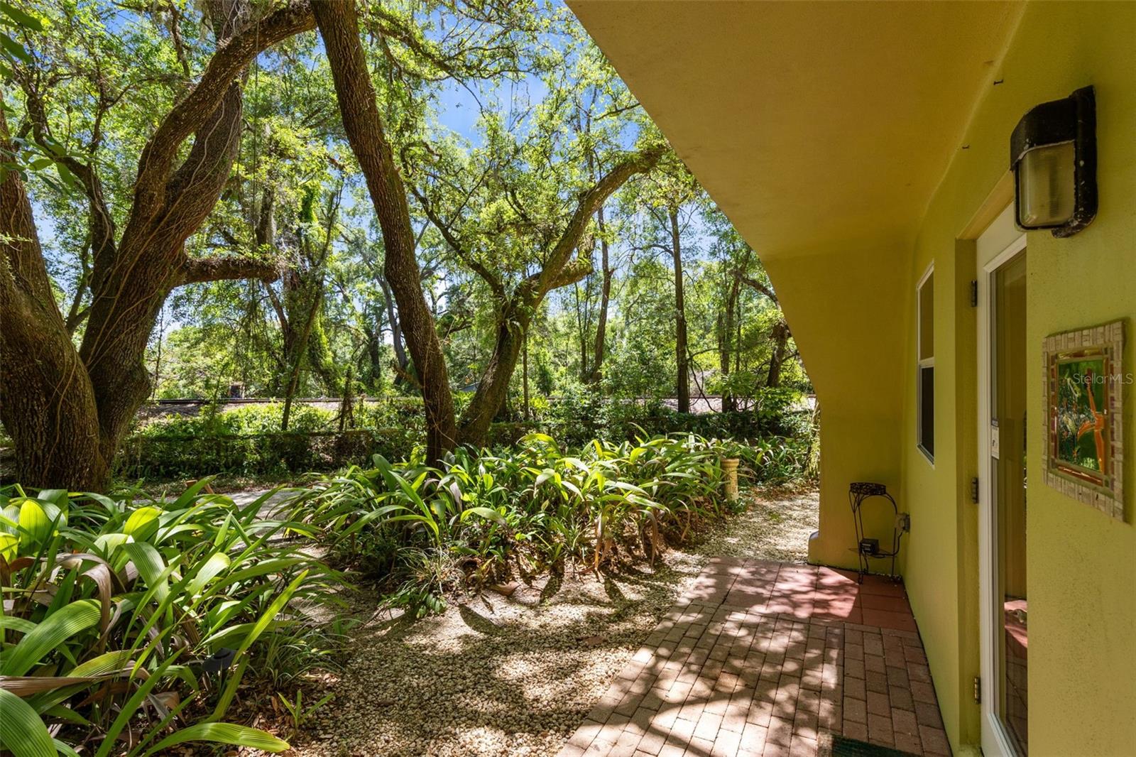 5789 N APOPKA VINELAND RD, ORLANDO, FL, 32818