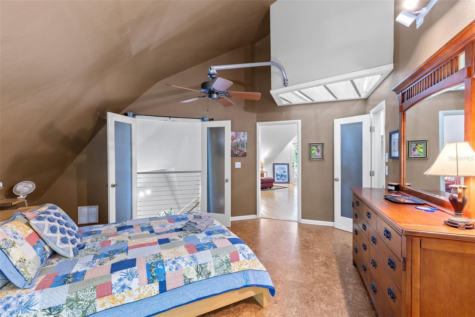 5789 N APOPKA VINELAND RD, ORLANDO, FL, 32818