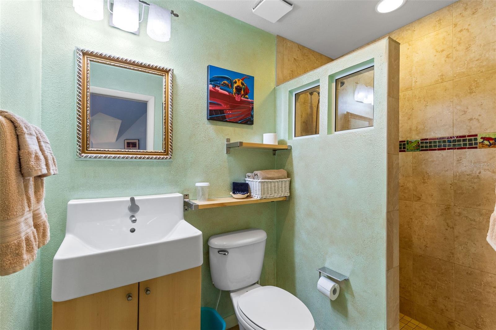 5789 N APOPKA VINELAND RD, ORLANDO, FL, 32818