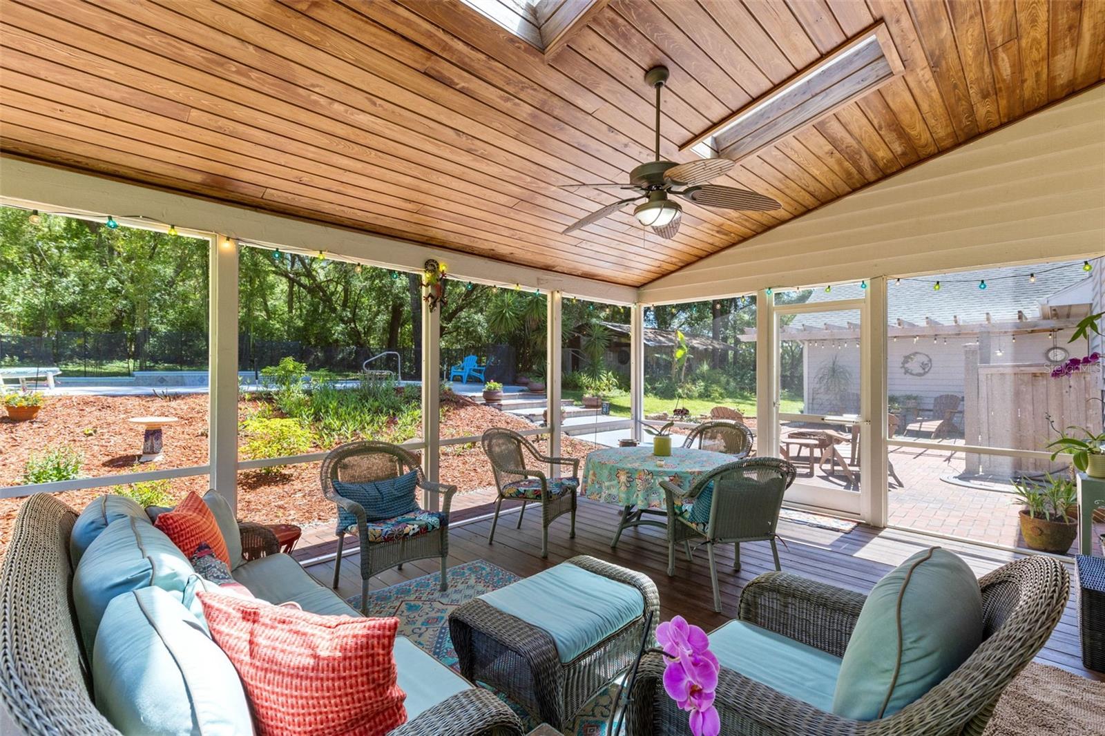 5787 N APOPKA VINELAND RD, ORLANDO, FL, 32818