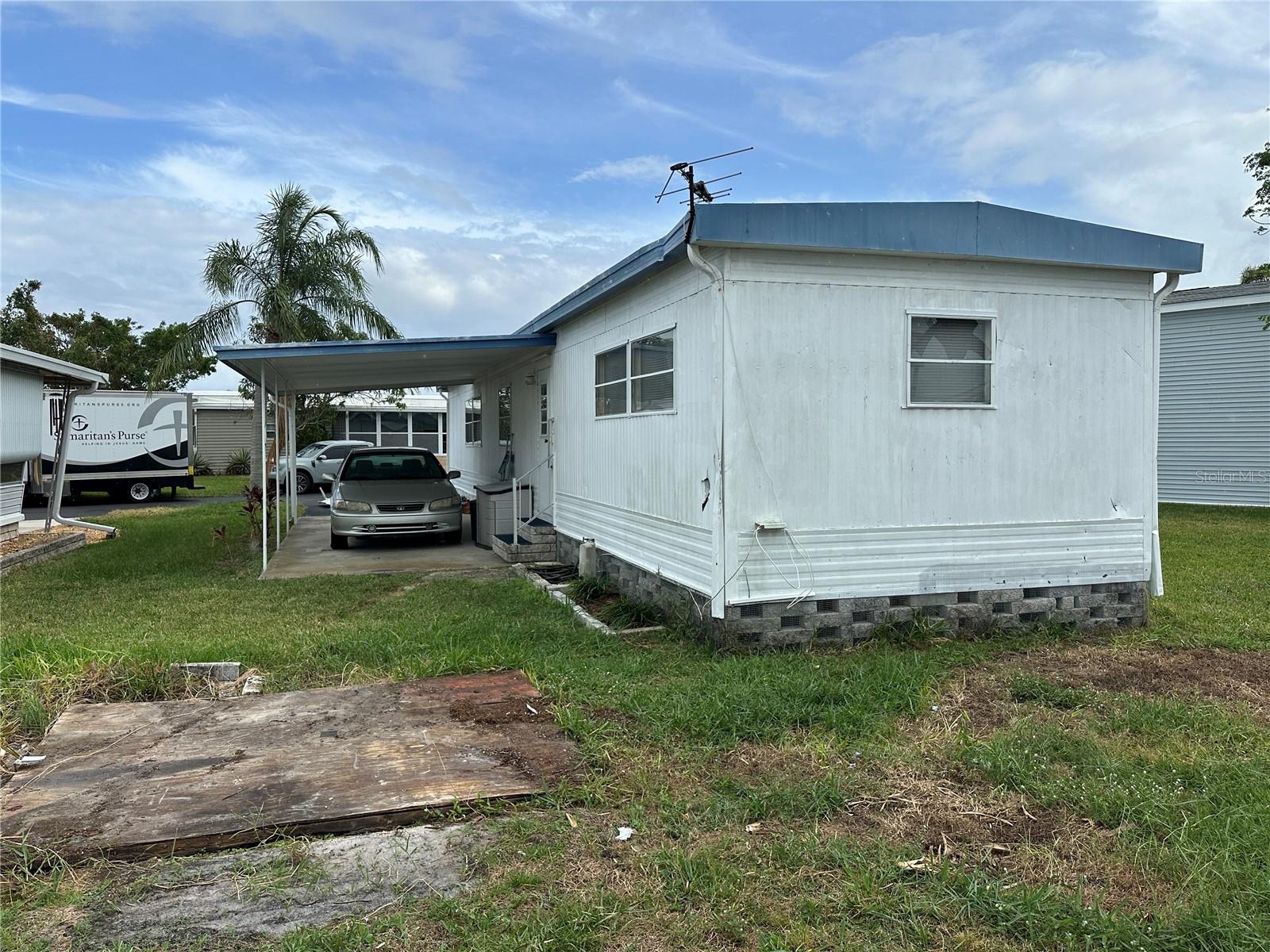 TB8450265 Property Photo