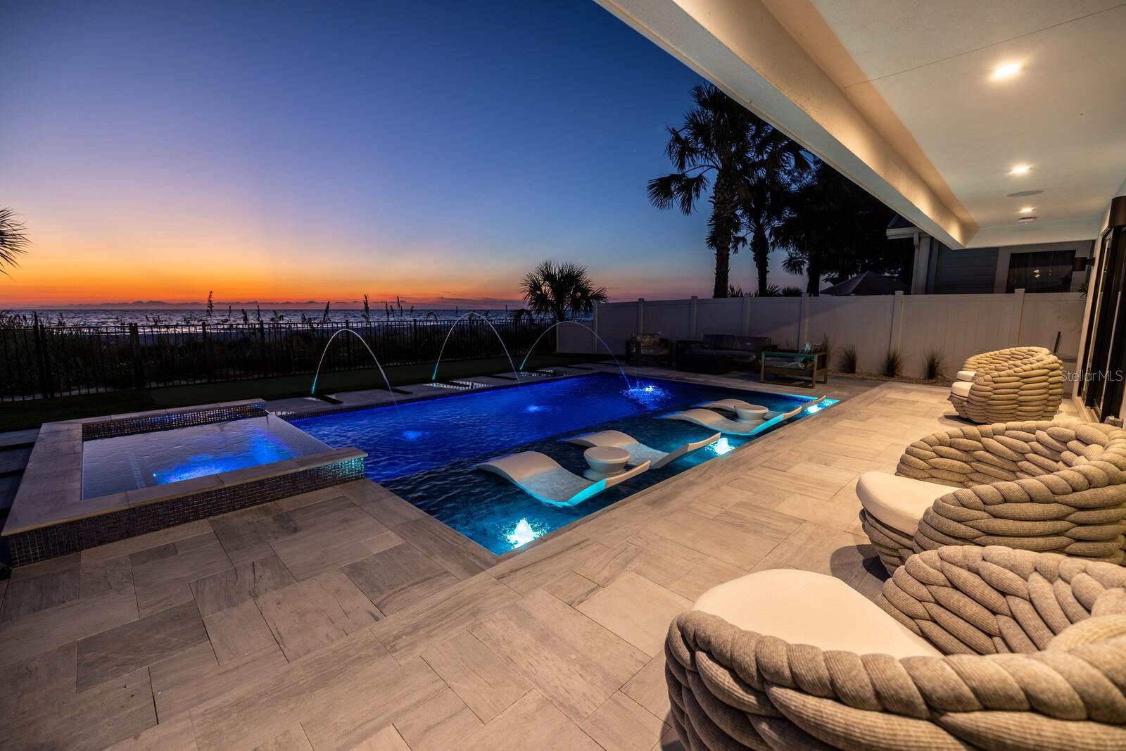 TB8450289 Property Photo