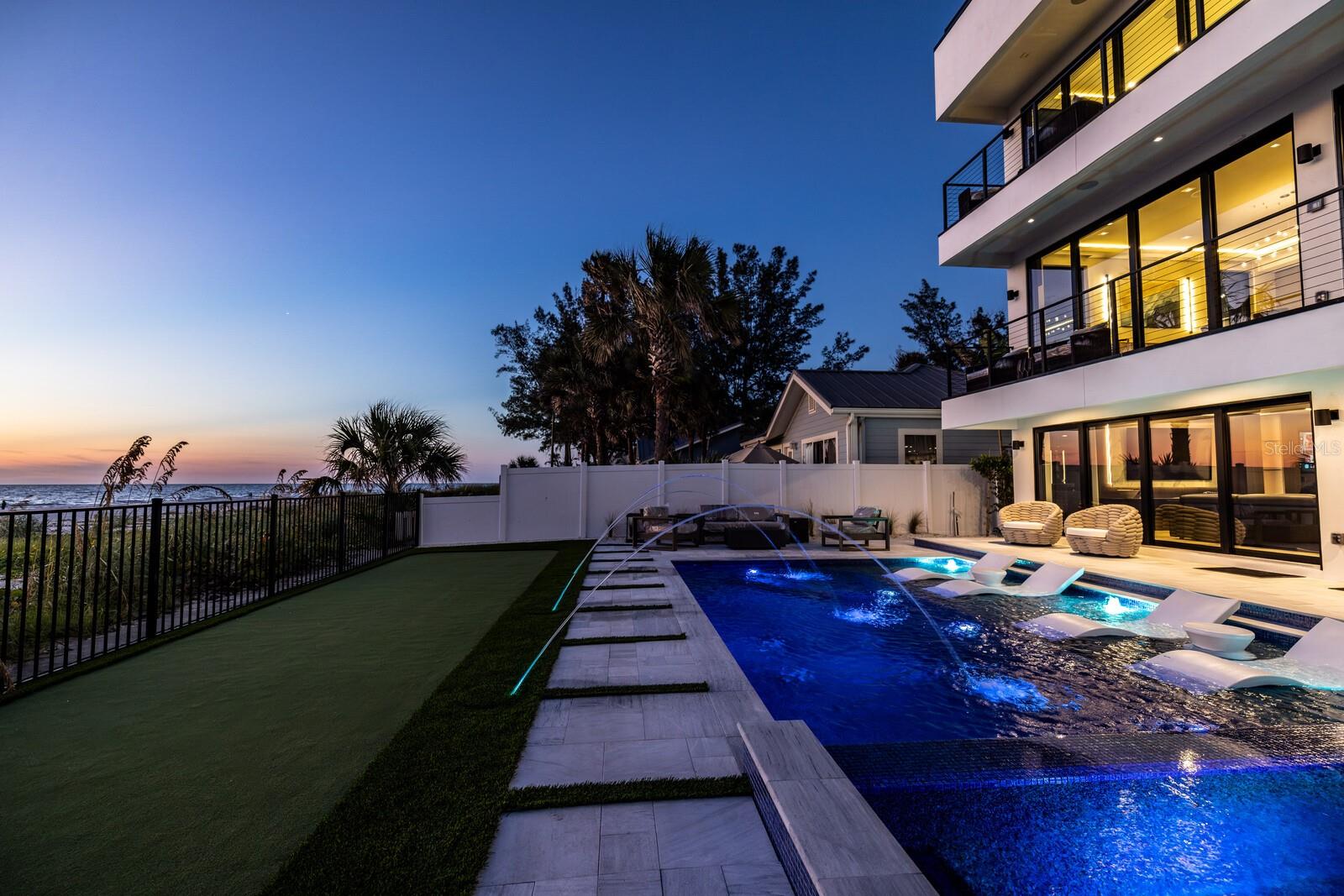 TB8450289 Property Photo