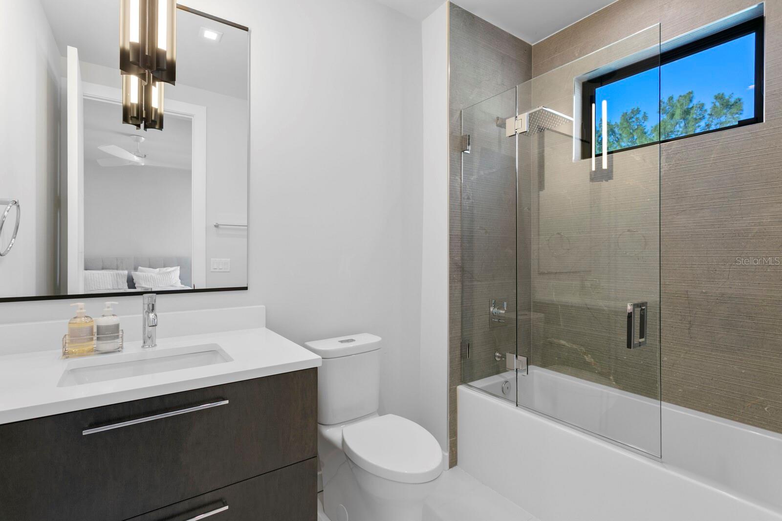 TB8450289 Property Photo