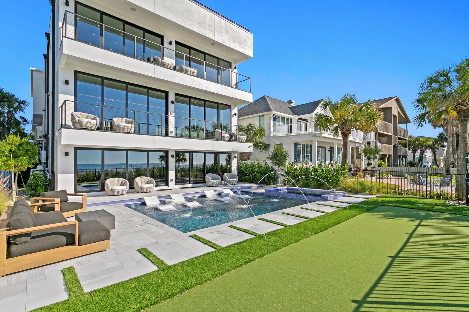 TB8450289 Property Photo