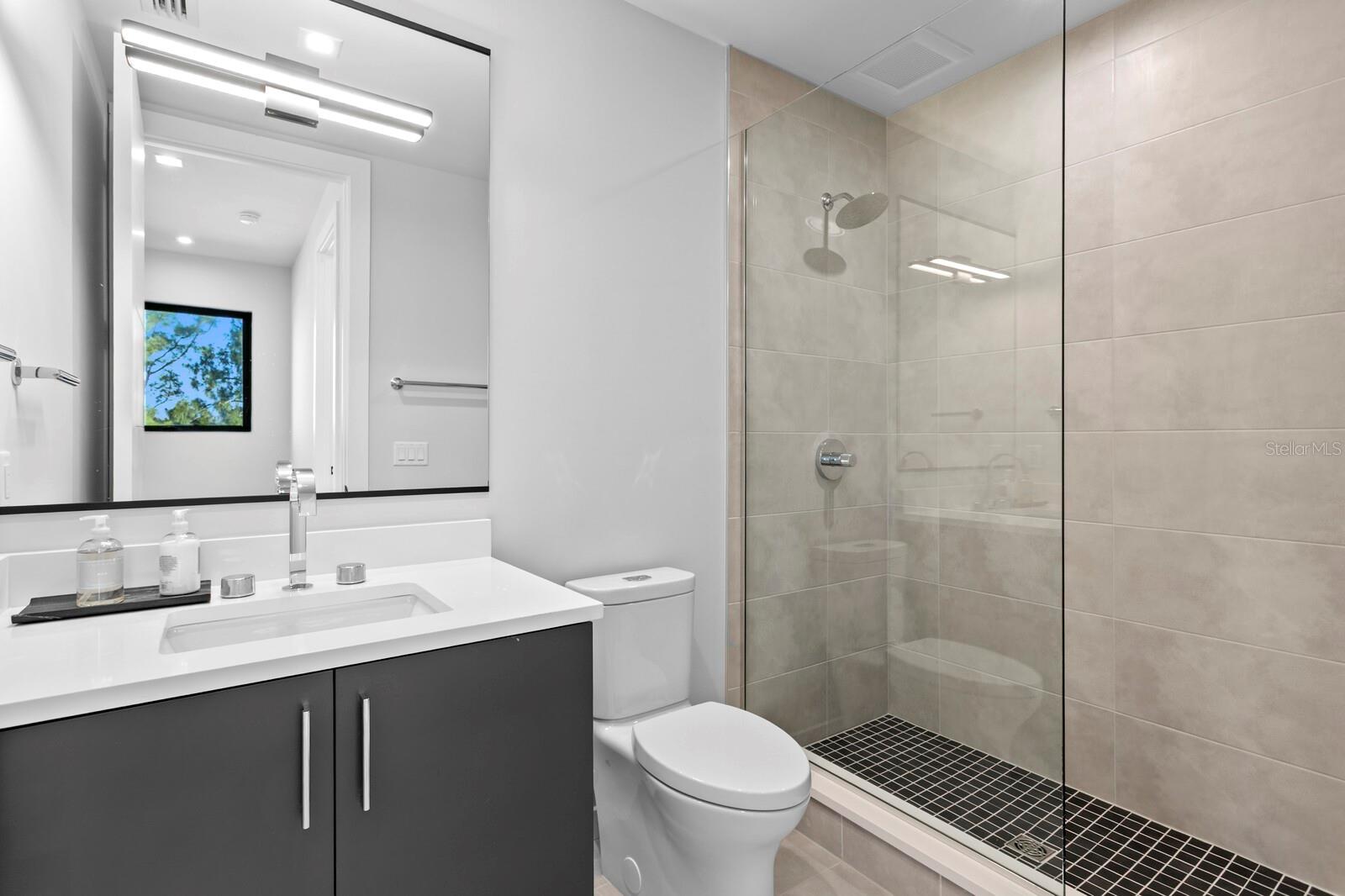 TB8450289 Property Photo