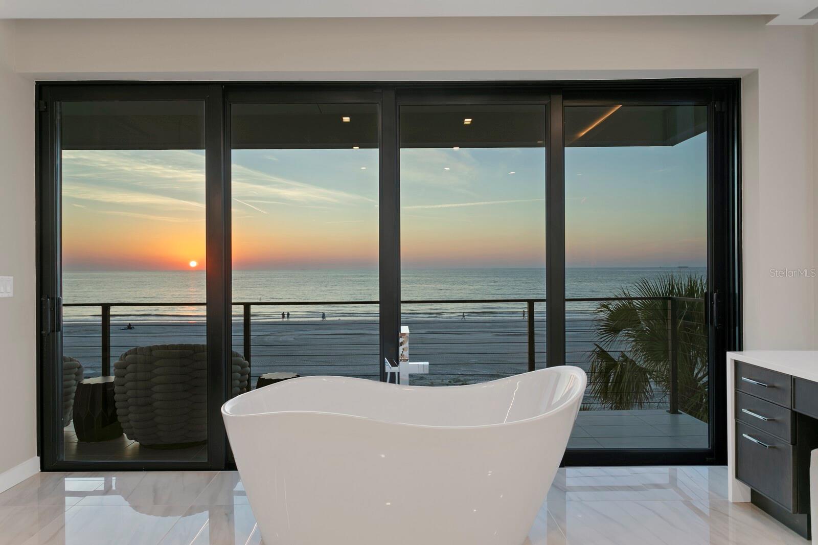 TB8450289 Property Photo