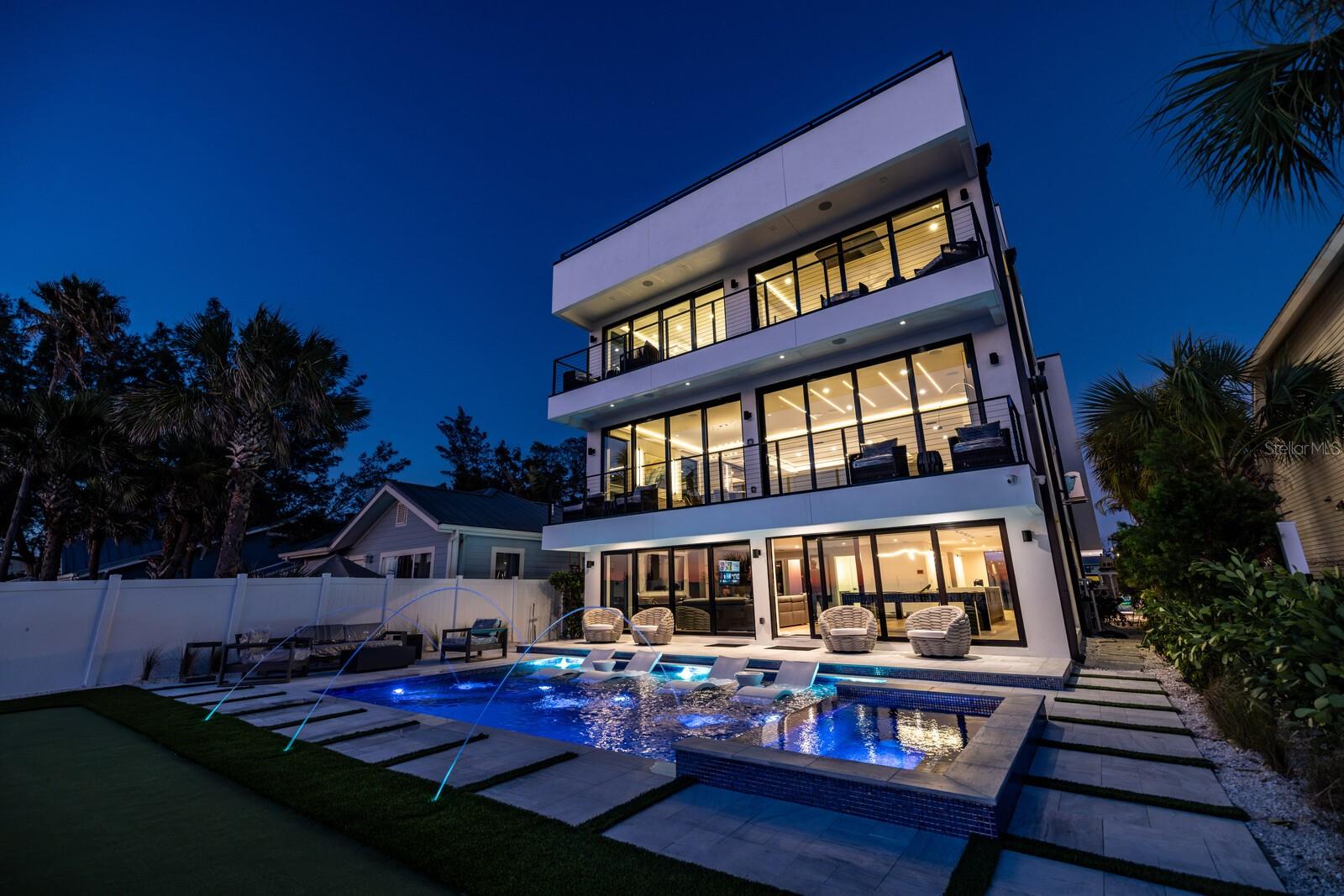 TB8450289 Property Photo