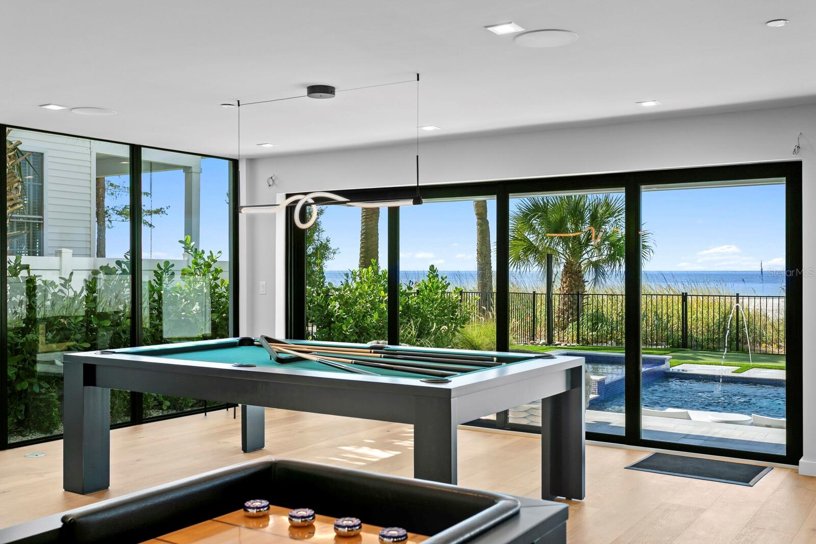 TB8450289 Property Photo