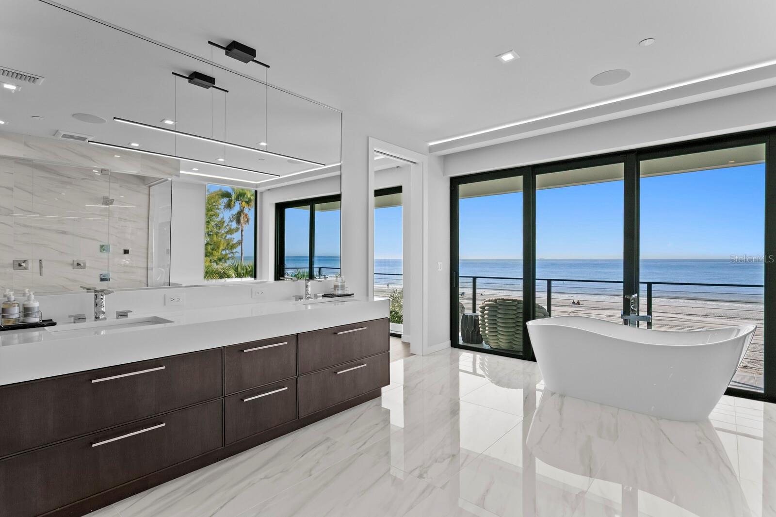 TB8450289 Property Photo