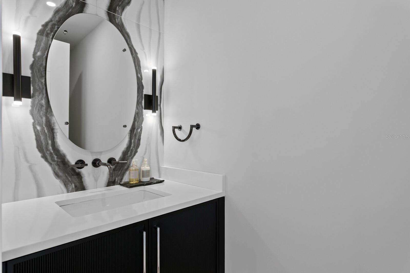 TB8450289 Property Photo