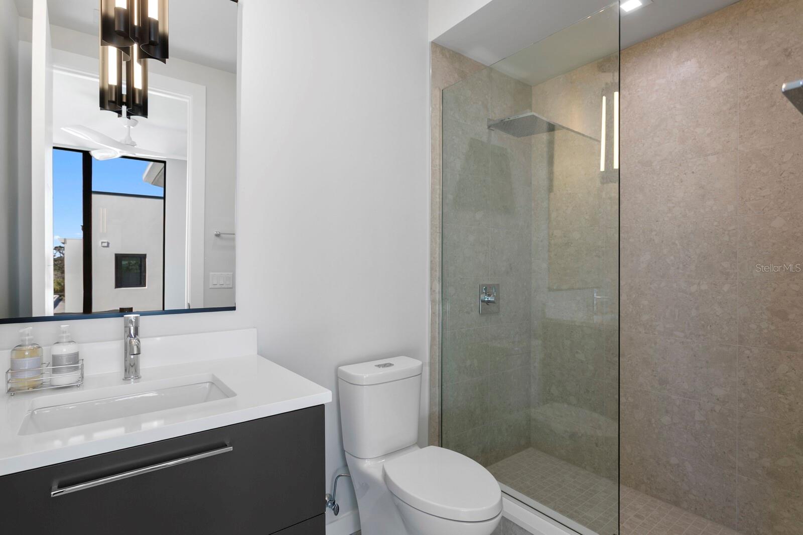 TB8450289 Property Photo