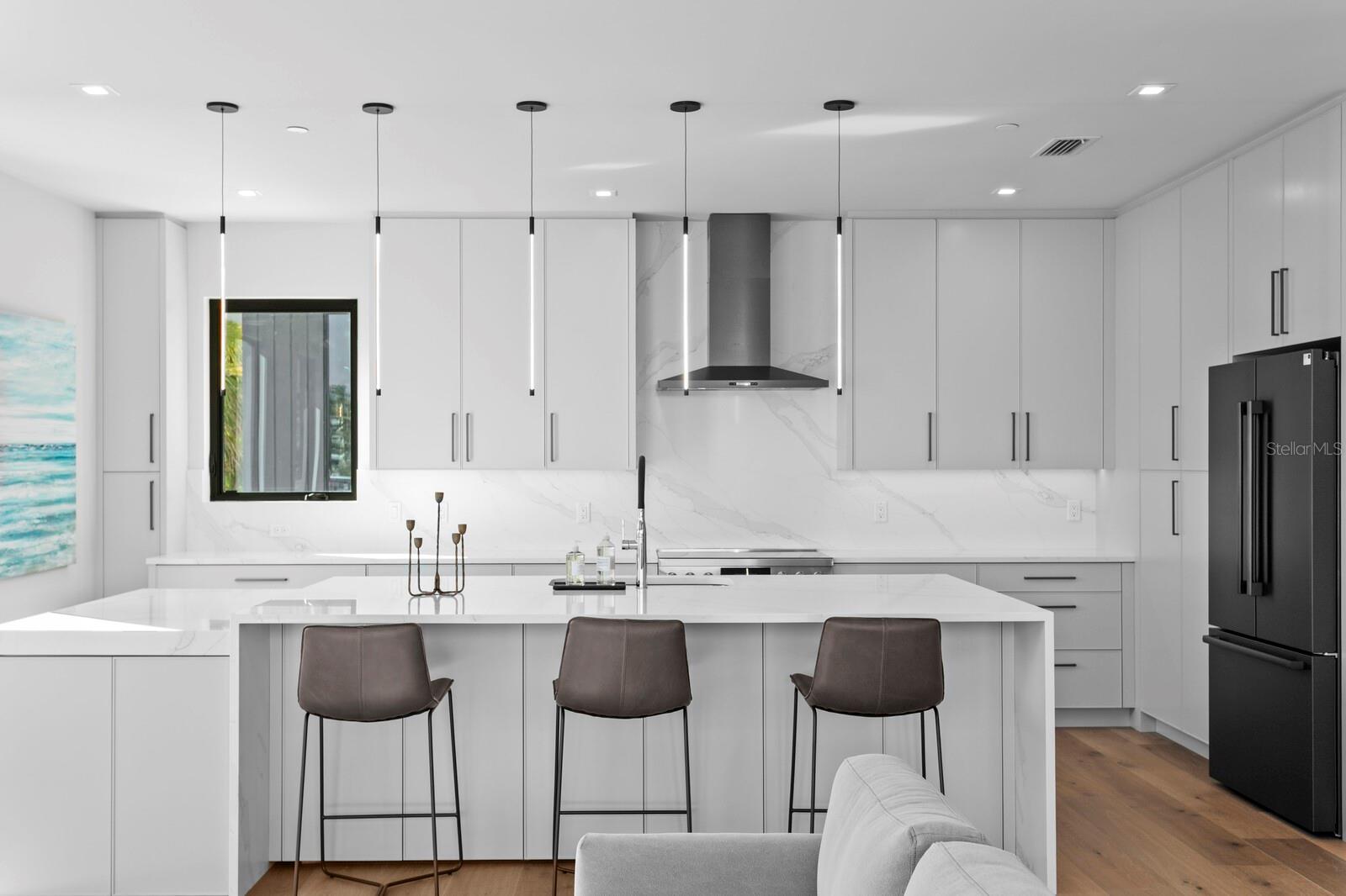 TB8450289 Property Photo