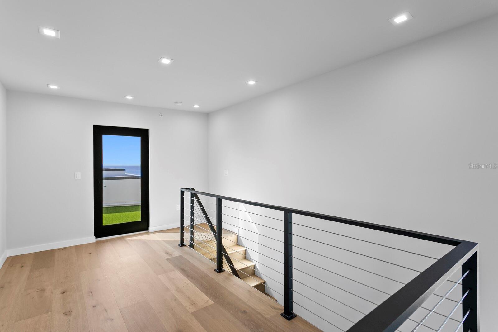 TB8450289 Property Photo