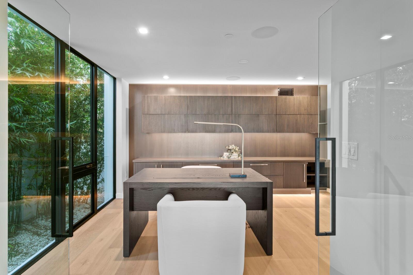 TB8450289 Property Photo