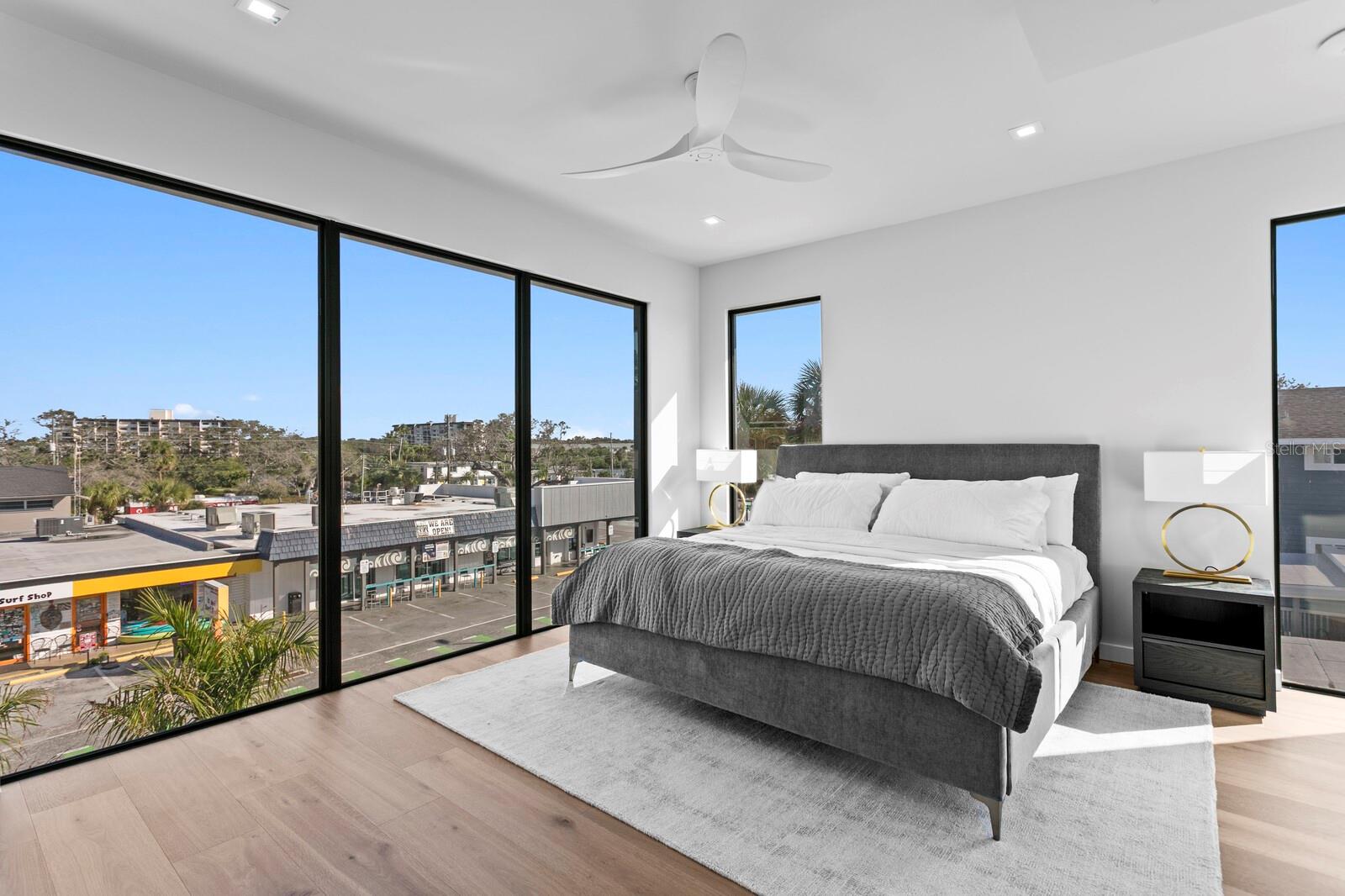 TB8450289 Property Photo