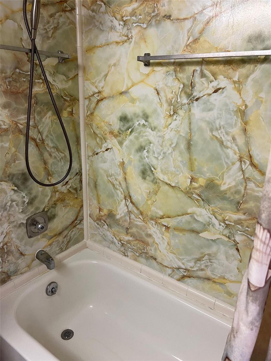 TB8450291 Property Photo