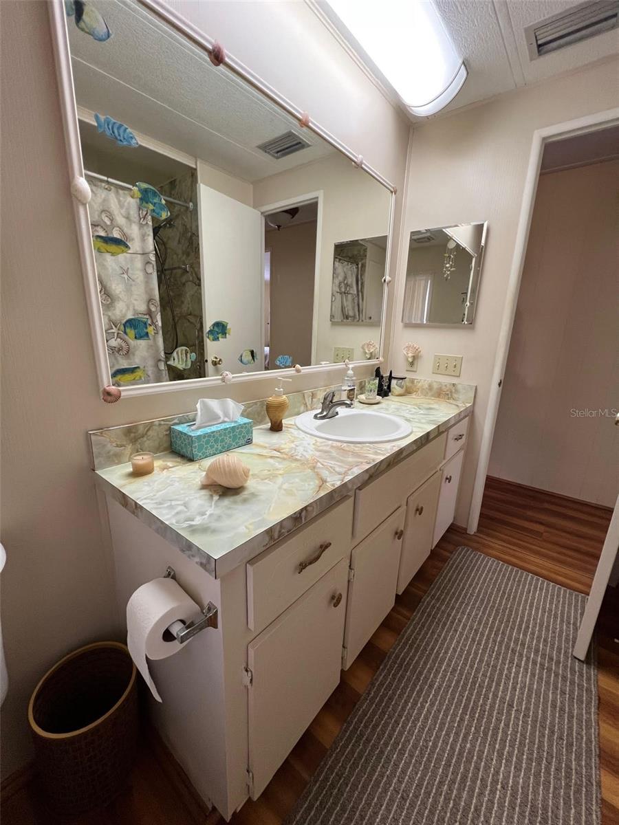 TB8450291 Property Photo